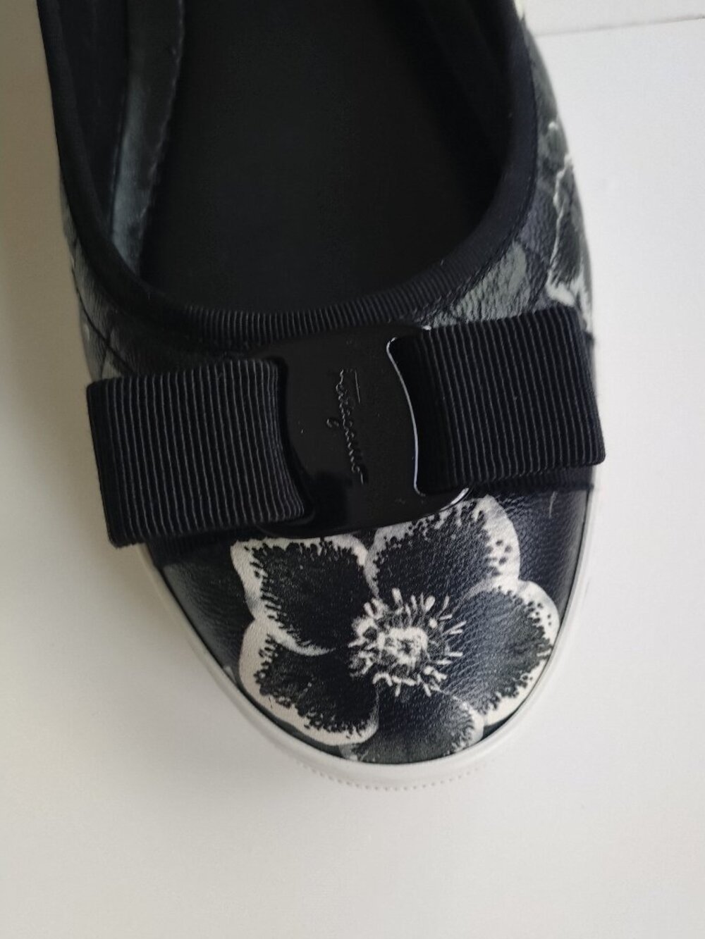 Ferragamo Rufina Floral Quilted Leather Ballerina Sneaker Flats 9C - Picture 7 of 13
